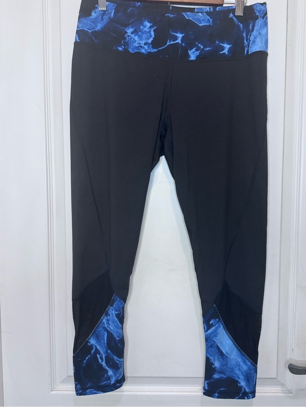 ZELOS Black Leggings with Blue Marble Waistband and Cuffs